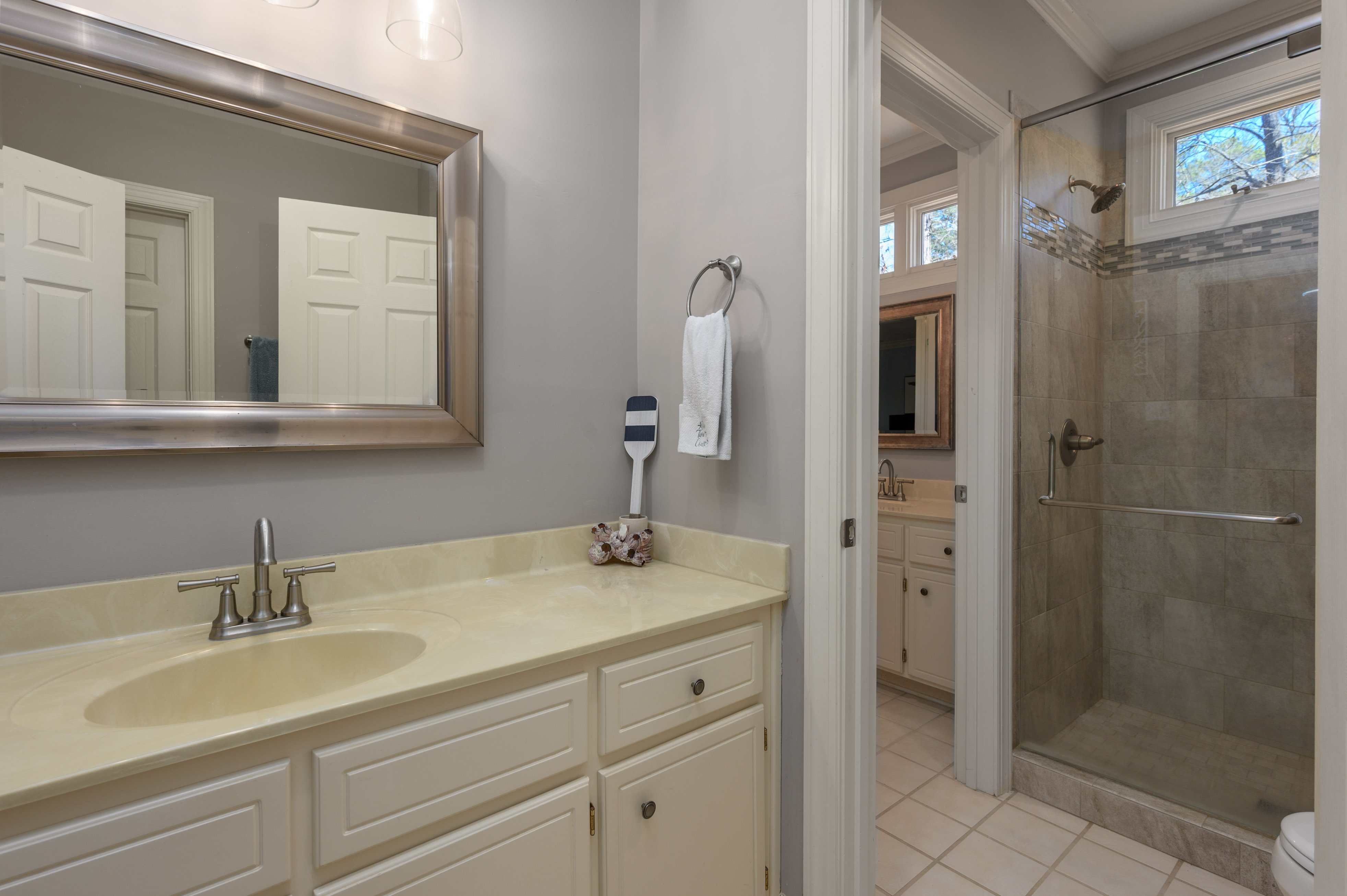 140 Winnstead Place image 33